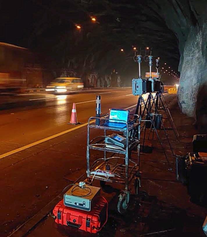 Monitoring equipment at the study location. Credit: Authors of the study